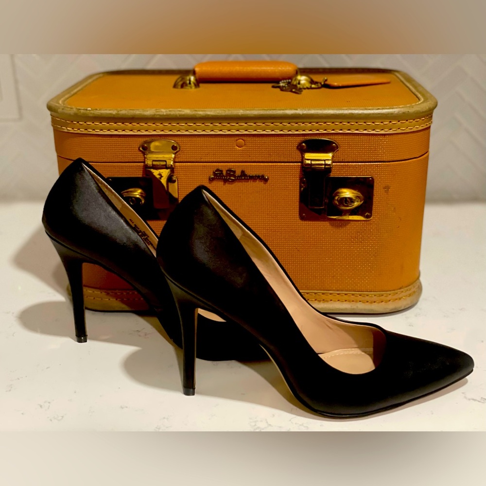 Charles David “Rivals” pump black US 10